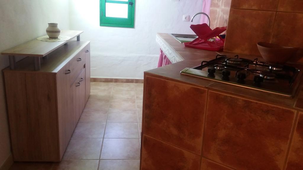 El Jardin Apartment โมกัน ภายนอก รูปภาพ