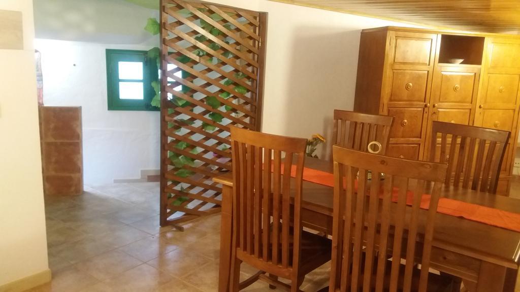 El Jardin Apartment โมกัน ภายนอก รูปภาพ